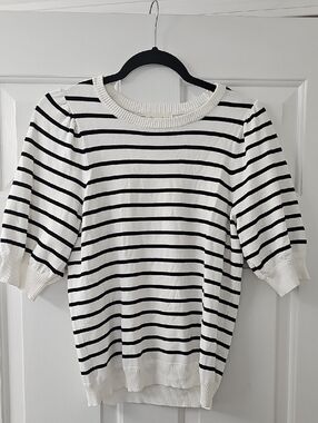 Marled White and Black Striped Knit Tee